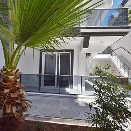 Luxury 2-Bed Apartment In Didim - Sleeps 6 Didim