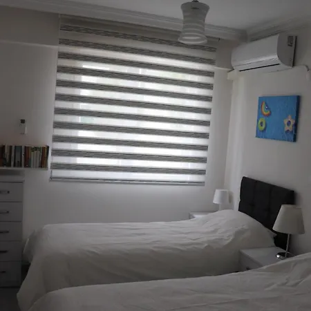 Apartmán Luxury 2-Bed Apartment In Didim - Sleeps 6 *