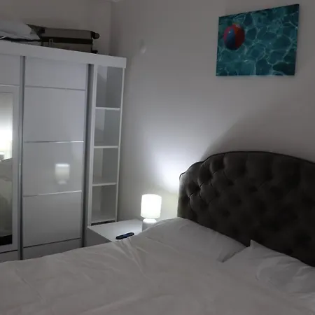 Apartament Luxury 2-Bed Apartment In Didim - Sleeps 6 *